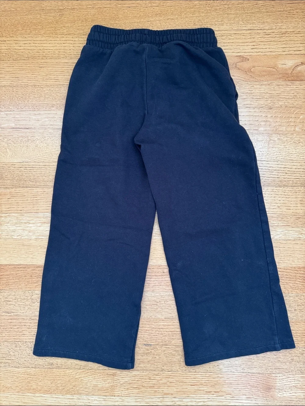 GAP Kids Non Logo Wide Leg Sweatpants in True Black